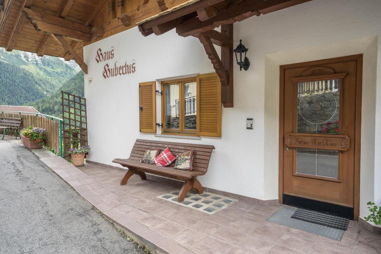 Haus Hubertus - Fewo 5 San Leonardo in Passiria Eksteriør billede