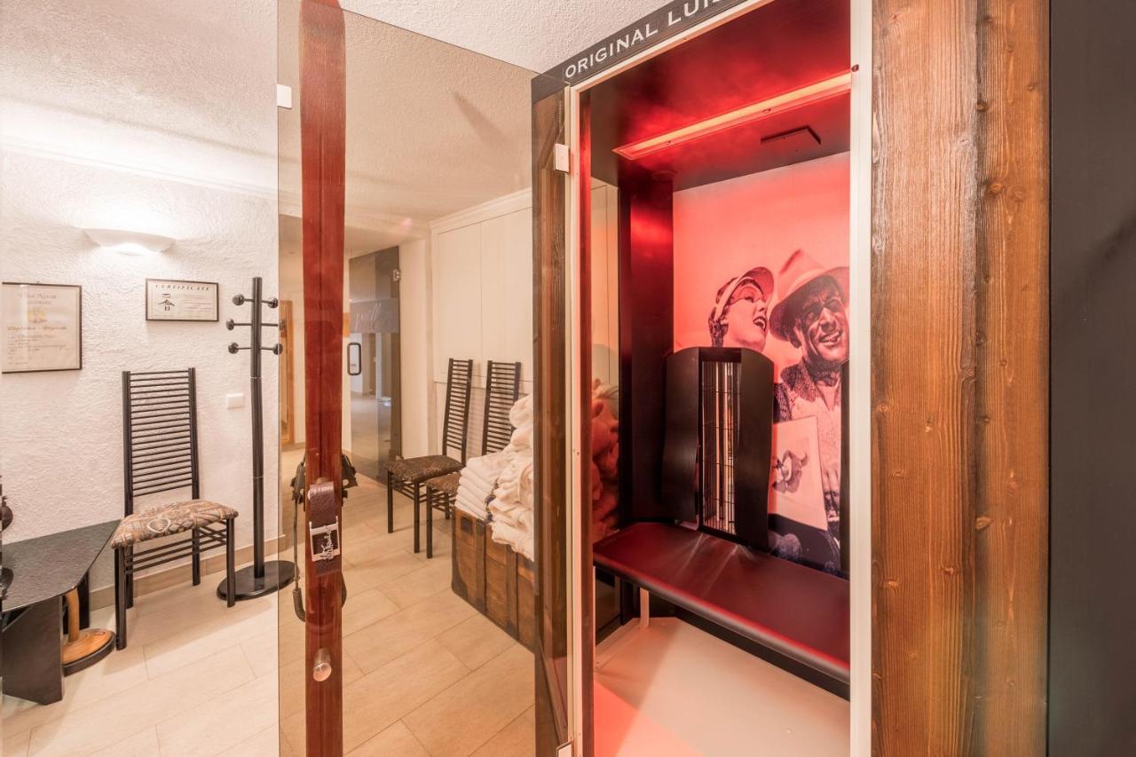 Haus Hubertus - Fewo 5 San Leonardo in Passiria Eksteriør billede